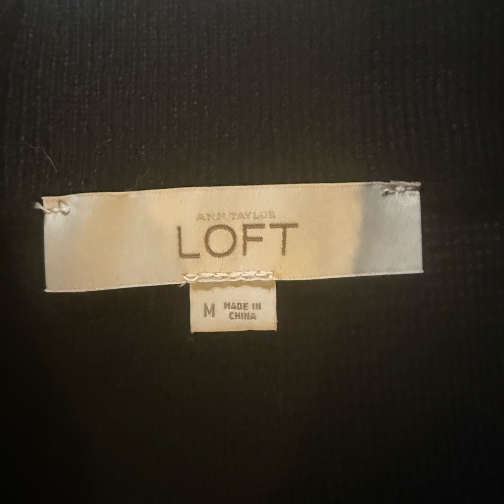 LOFT Black Pencil Skirt - Picture 3 of 6